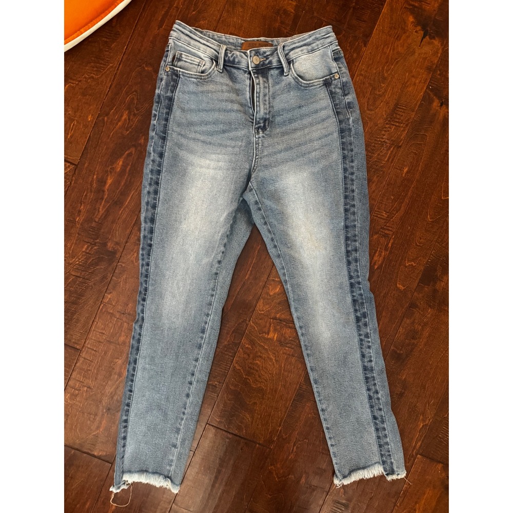 Judy Blue High Waist Slim Fit Side Stripe Raw Hem Jeans JB88536 MD Size 5/27